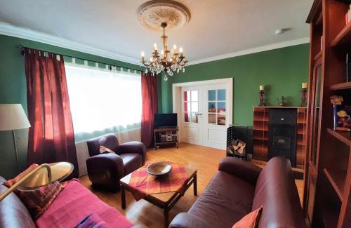 Wiltingen Apartment | Ferienwohnung Burgzauber