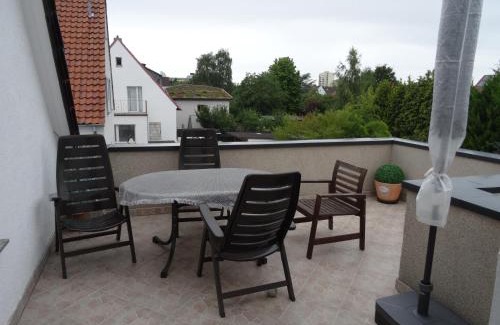 Vahrenheide Apartment | Ferienwohnung ca 110 qm zzgl 17 qm Terrasse