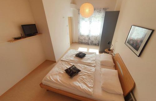 Laces Apartment | Ferienwohnung Camping Goldrain