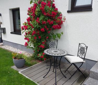 Hellenthal Apartment | Ferienwohnung Charly