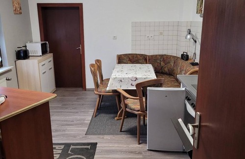 Zilshausen Apartment | Ferienwohnung Dagmar Zilshausen - Appartement/fewo, Bad, WC, 3 Schlafräume