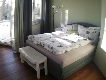 Bad Klosterlausnitz Apartment | Ferienwohnung Am Kurpark