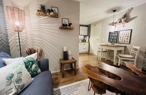 Heuchelheim-Klingen Apartment | Ferienwohnung Palatina