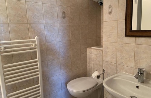 Weiag Apartment | Ferienwohnung im Luckaitztal Gosda