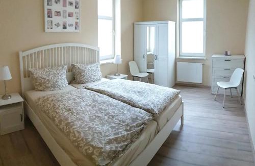 Obstfelderschmiede Apartment | Ferienwohnung 2 Alte Schule Christian Gotthilf Salzmann