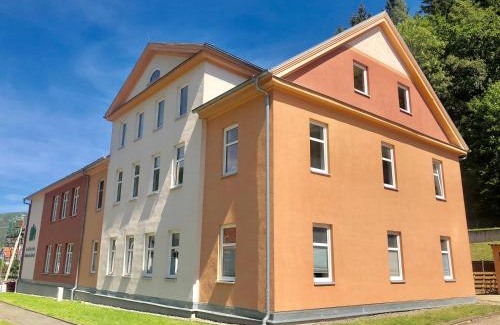 Obstfelderschmiede Apartment | Ferienwohnung 2 Alte Schule Christian Gotthilf Salzmann