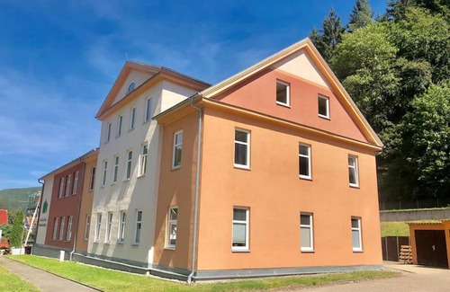 Obstfelderschmiede Apartment | Ferienwohnung 3 Alte Schule Johann CF GutsMuths