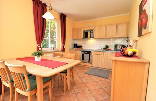 Ostseebad Wustrow Apartment | Ferienwohnung mit Südterrasse Direkt am Hafen von Wustrow