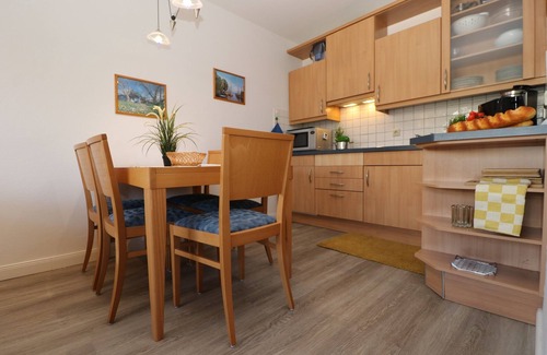 Ostseebad Wustrow Apartment | Ferienwohnung mit Balkon und Ostseeblick Direkt Hinter der Düne