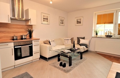 Ostseebad Wustrow Apartment | Ferienwohnung mit Balkon Direkt Hinter der Düne