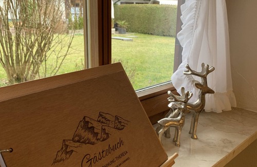 Prien am Chiemsee Apartment | Ferienwohnung Theresa mit 1 Sep. Schlafzimmer, Terrasse, ca. 50 qm