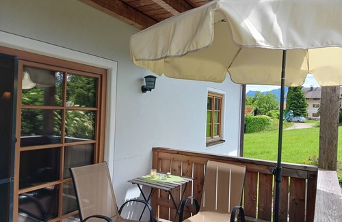 Prien am Chiemsee Apartment | Ferienwohnung mit Sep. Schlafzimmer, 52 qm, Balkon