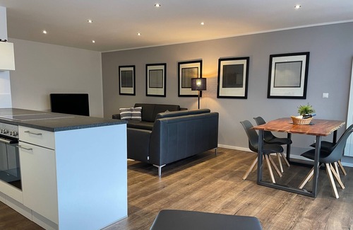 Prien am Chiemsee Apartment | Ferienwohnung/app. für 4 Gäste mit 90m² in Prien am Chiemsee