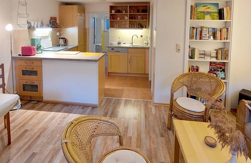 Ribnitz Apartment | Ferienwohnung Gänseblümchen