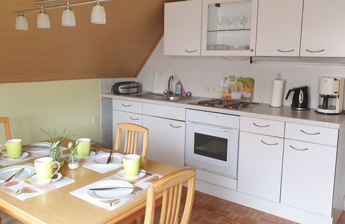 Enniger Apartment | Ferienwohnung Tertilt, 1-6 Pers