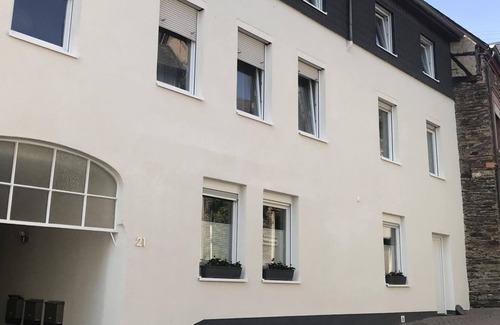 Zeltingen-Rachtig Apartment | Ferienwohnung Althoff