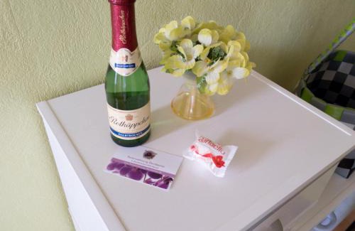 West Apartment | Ferienwohnung Dernbecher