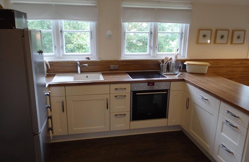 Welt Apartment | Ferienwohnung (DG) im Reetdachhaus im Ort Welt