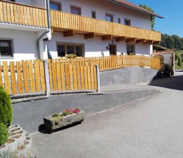 Grafenau Apartment | Ferienwohnung Dichtl
