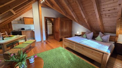 Erlabrunn Apartment | Ferienwohnung Die Reblaus