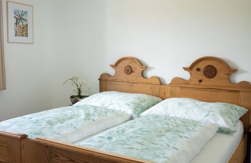 Gruisla Bed & Breakfast | Ferienwohnung EG mit 2 Schlafräumen - ab 4 Nächten - Winzerhof Klöckl