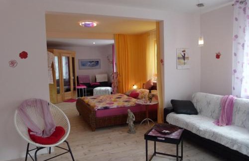Lehrberg Apartment | Ferienwohnung Elfenbrücke