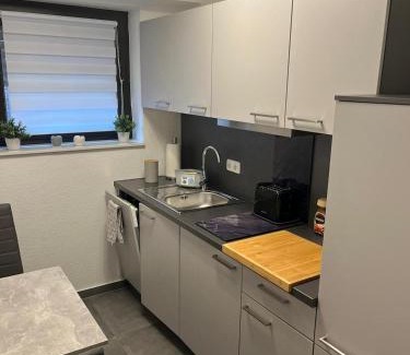 Flittard Apartment | Ferienwohnung Emilia