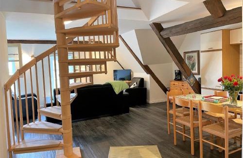 Rosenkranz Apartment | Ferienwohnung Emily Hof Döttgebüll