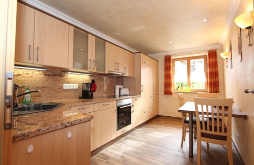Stanggaß Apartment | Ferienwohnung für 1 - 2 Pers., Wohnzimmer, Schlafzimmer, Küche, Du/wc, Balkon