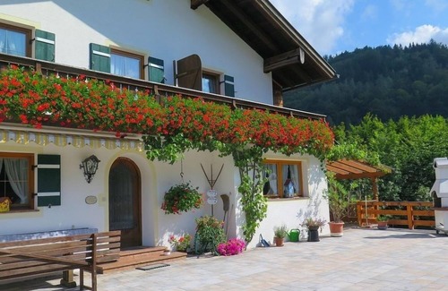 Oberau Apartment | Ferienwohnung für 2-4 Personen