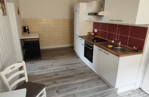 Lauchhammer Apartment | Ferienwohnung für Familien, Urlauber & Monteure bis max 7 Personen & Haustiere