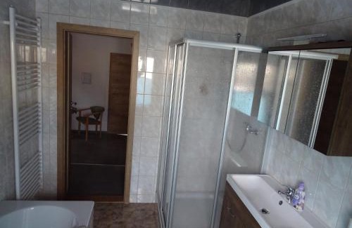 Crottendorf Apartment | Ferienwohnung Fam. Schwind
