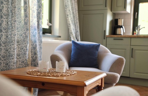 Dargun Apartment | Ferienwohnung Fehmarn Alte Schule Barlin Mecklenburg Pool