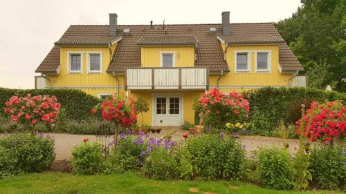 Neuendorf Apartment | Ferienwohnung Fliess