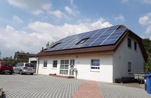 Mehlbach Apartment | Ferienwohnung Frühlingstraße