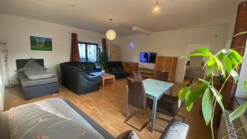 Buttelstedt Apartment | Ferienwohnung Freund & Berndt
