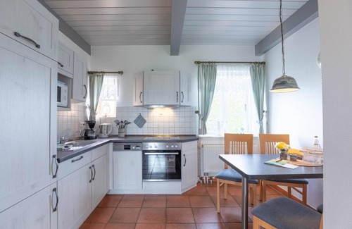 Suden Apartment | Ferienwohnung Frisia - Wohnung 2 auf Nordstrand für bis zu 4 Personen