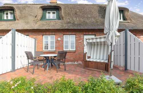 Suden Apartment | Ferienwohnung Frisia - Wohnung 2 auf Nordstrand für bis zu 4 Personen