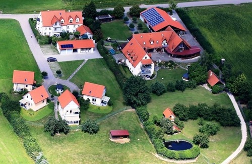 Haundorf Apartment | Ferienwohnung gelegen im kleinen Paradies umrahmt von Wiesen, Feldern und Wald