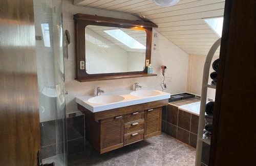 Stall Apartment | Ferienwohnung-Gletscherblick