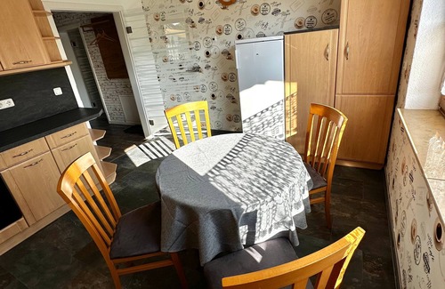 Alach Apartment | Ferienwohnung Glockenbaum