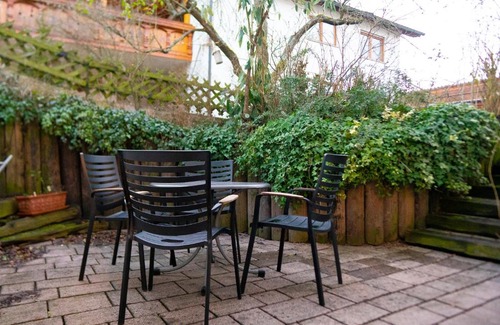 Zaisersweiher Apartment | Ferienwohnung grüne Oase