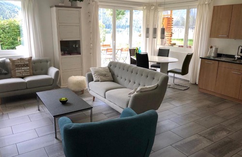 Engadin Scoul Apartment | Ferienwohnung Grieder Scuol