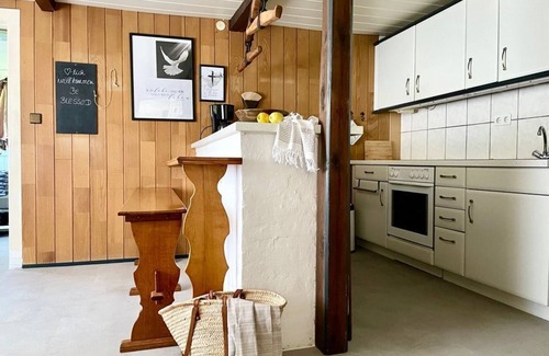 Dorphof Apartment | Ferienwohnung Große Reetdachkate - Reetdachkaten in Schuby, Ostsee