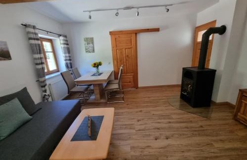 Eisenbergeramt Apartment | Ferienwohnung Gschwendt