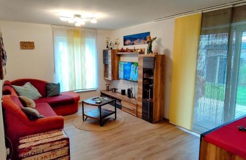 Ichenhausen Apartment | Ferienwohnung Happy