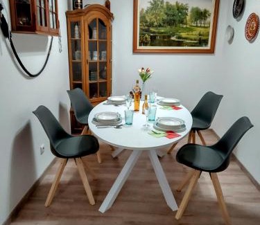Ichenhausen Apartment | Ferienwohnung Happy