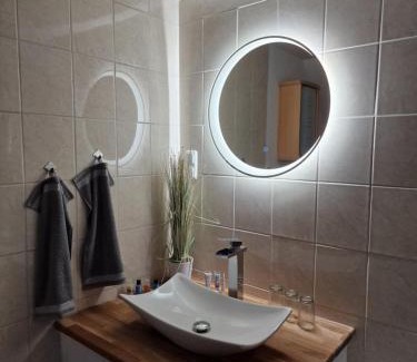 Burkhardtsdorf Apartment | Ferienwohnung Haus Sonnenblick