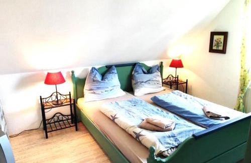 Ditzum Apartment | Ferienwohnung Haus Schwalbennest OG