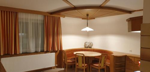 Absam Apartment | Ferienwohnung Heidi